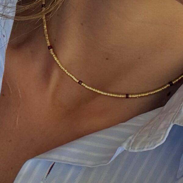 Collar Granate Dorado