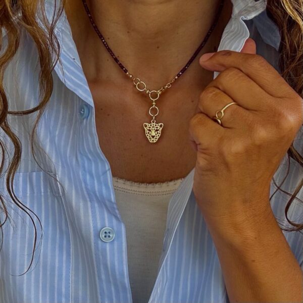 Collar Granate Jaguar